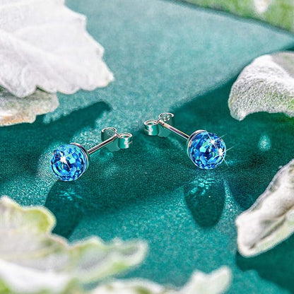 Alex Perry 6mm/8mm clous d'oreilles en Cristal pour Femmes, Boucles d'oreilles en Cristal de la Série World Fantastic, Cadeaux pour la Fête des Mères, Cadeaux d'anniversaire, avec boîte à bijoux