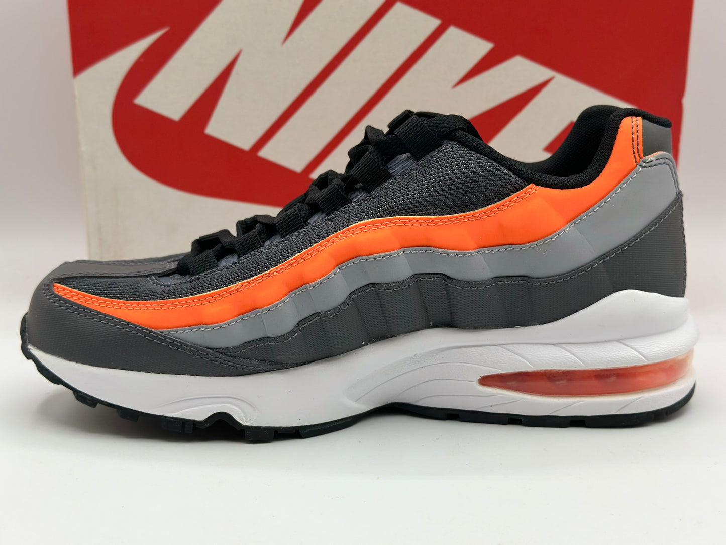 Nike Air Max 95 taille 38,5
