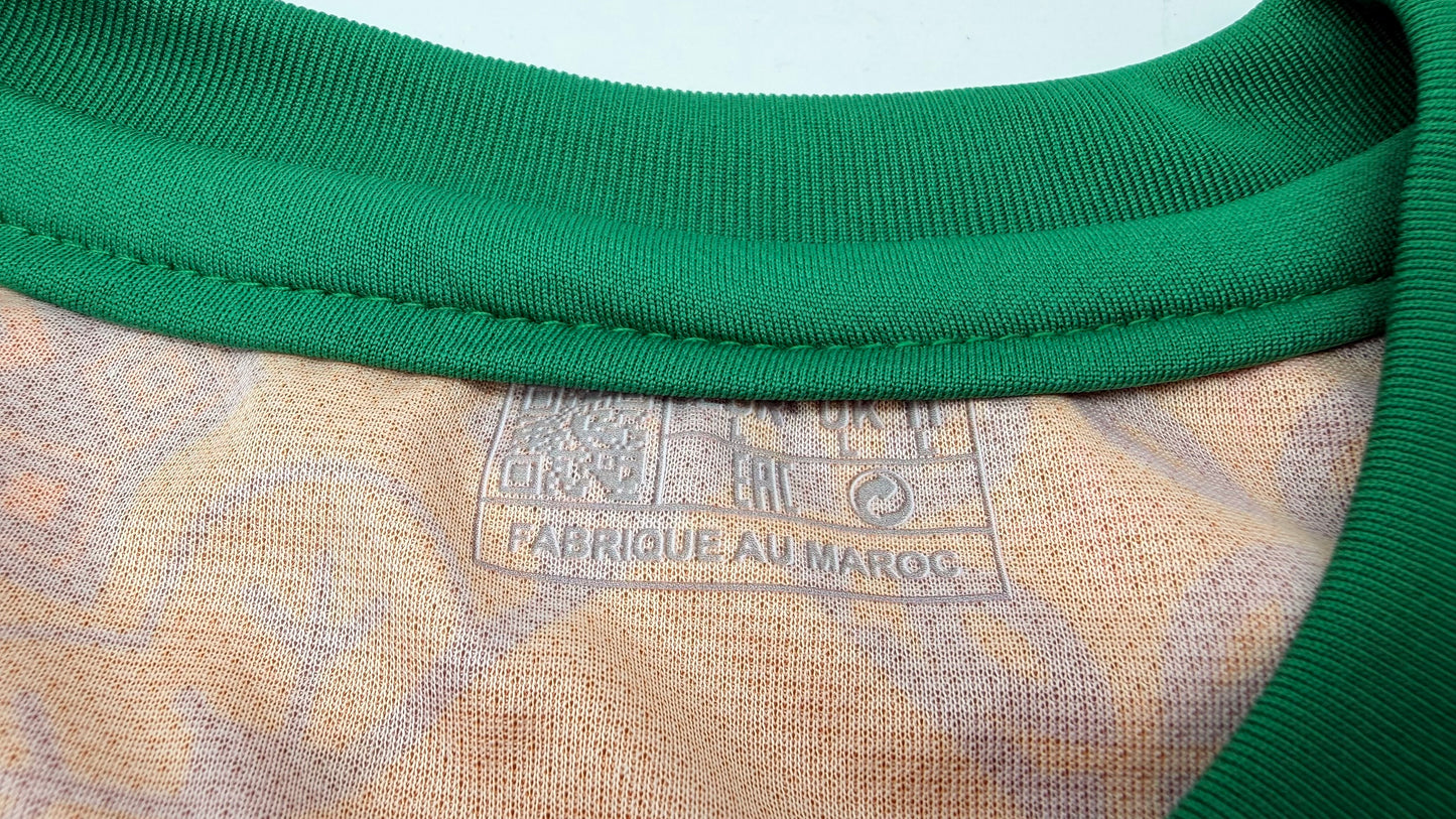 Maillot du Maroc rouge taille L ( taille petit (S) )