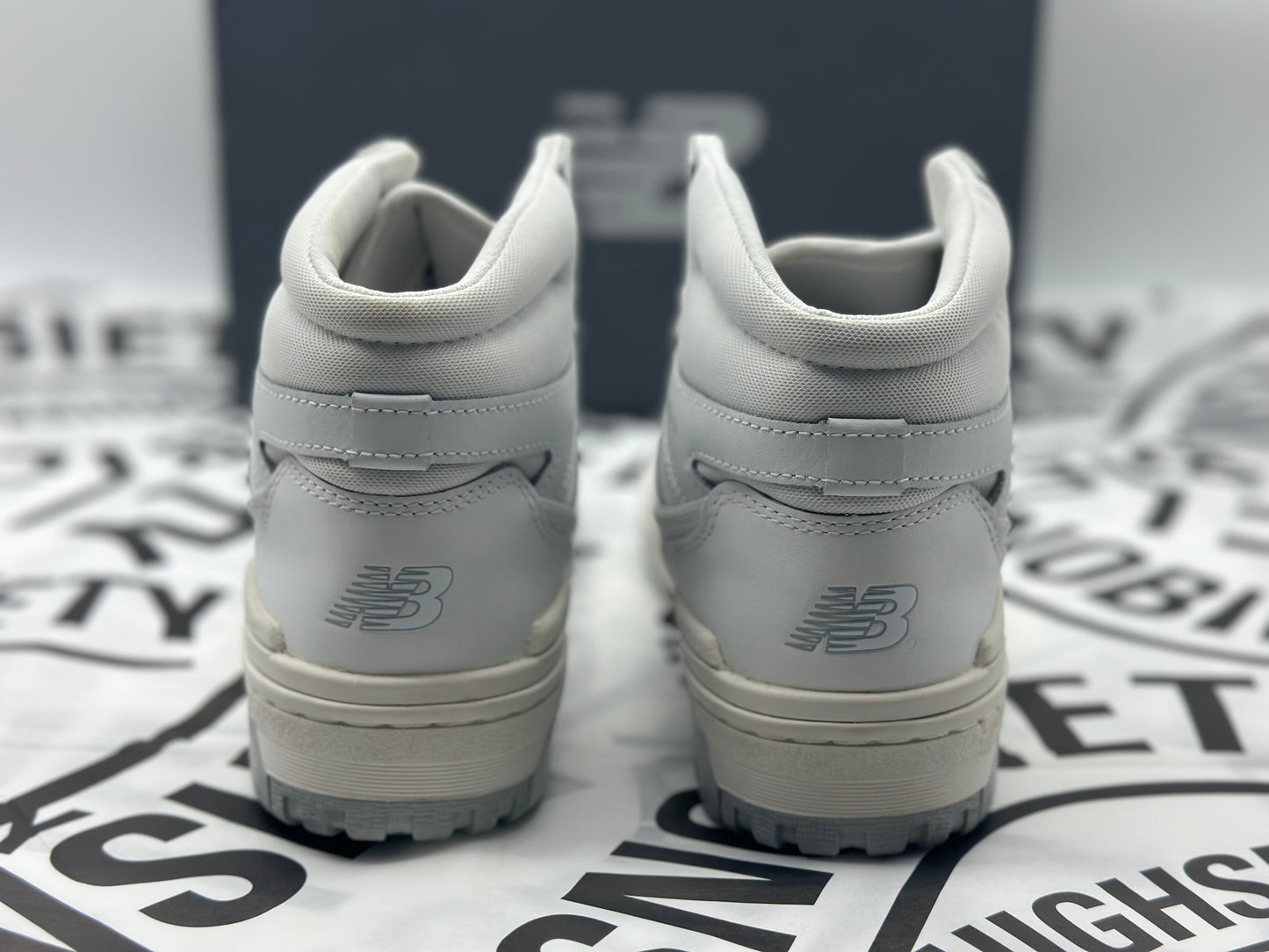 New balance Homme 650 chaussures tailles 42