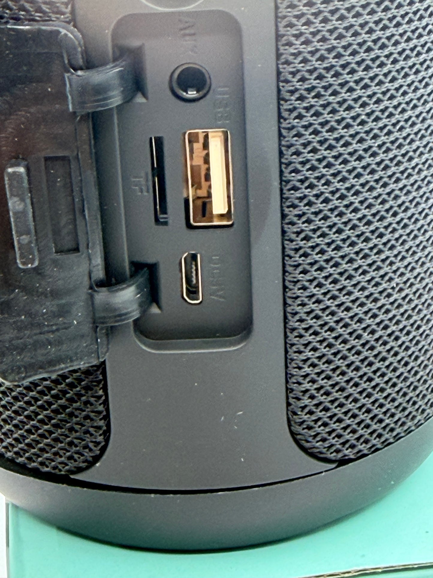 M2 haut Parleur Sans Fil Bluetooth Étanche Mini HD Son Stéréo Haut-Parleur Basse Wenaxibe 147