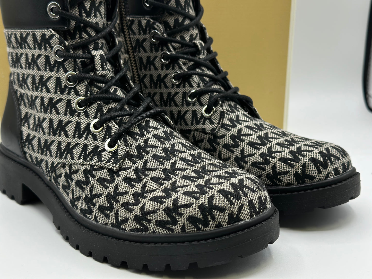MICHAEL MICHAEL KORS
Ranger Payton en jacquard à logo