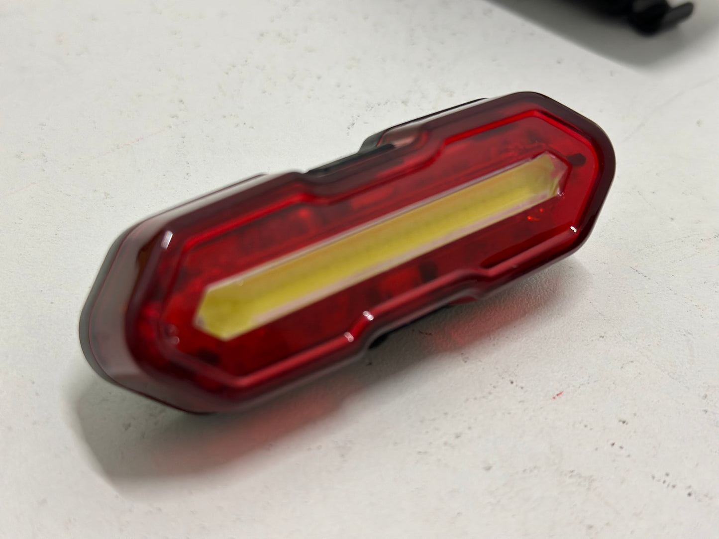 Petite lumière de vélo Rechargeable USB, lumière de vélo de Haute qualité, lumières de vélo pour la Conduite de Nuit, pour vélo Noir Atelier de réparation de vélo étanche