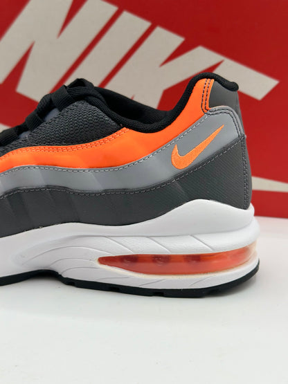 Nike Air Max 95 taille 38,5