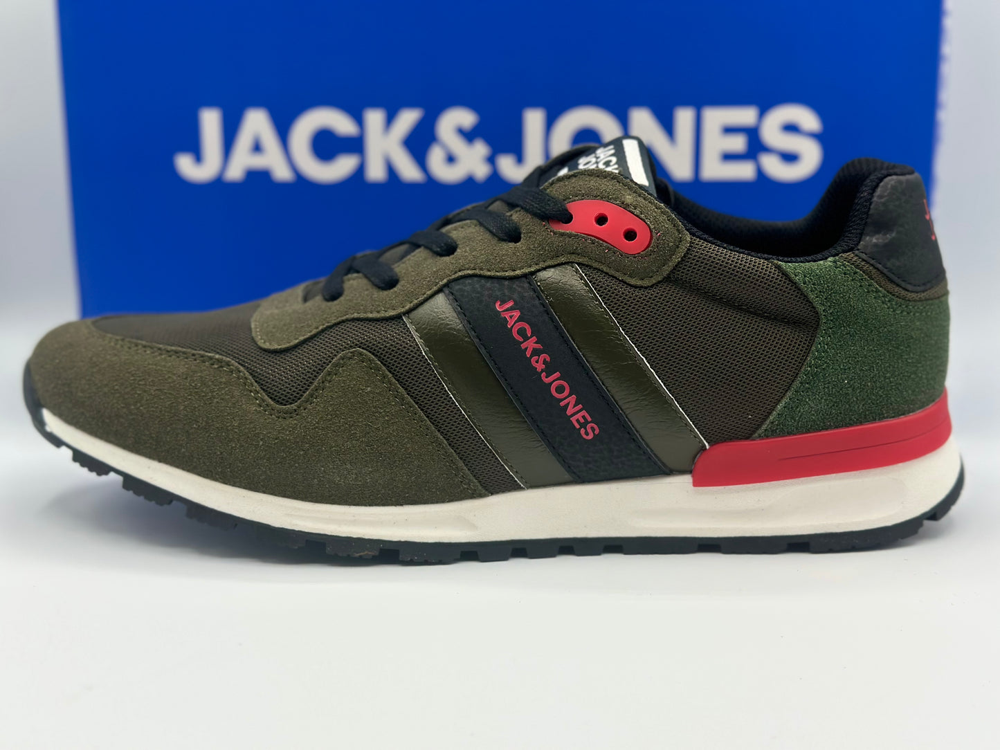 Chaussures baskets jack&jones pour homme neuves taille 44