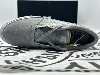 BASKETS POUR HOMME D&C neuves tailles 43