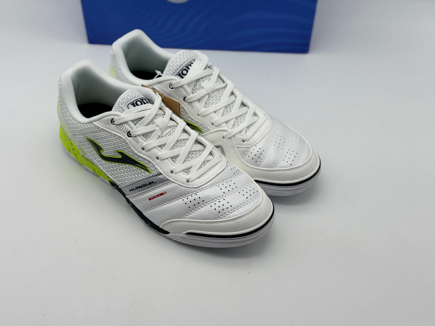 Joma
MUNDIAL - Chaussures de football en salle - white