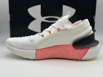 UNDER ARMOUR

Baskets UA HOVR Phantom 3 Launch White Red