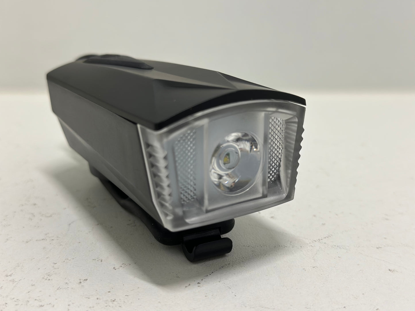 Petite lumière de vélo Rechargeable USB, lumière de vélo de Haute qualité, lumières de vélo pour la Conduite de Nuit, pour vélo Noir Atelier de réparation de vélo étanche