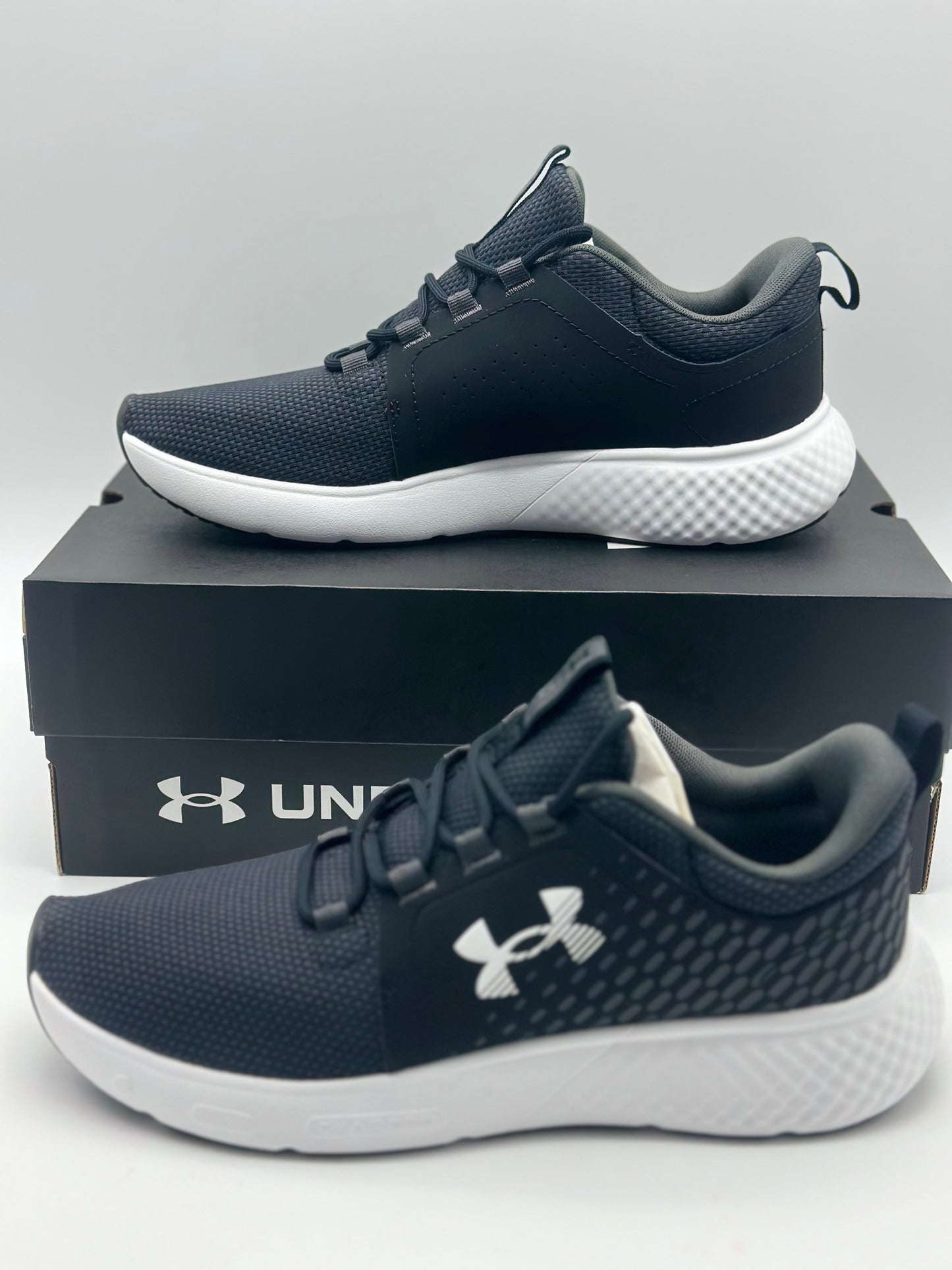 Chaussure de course UNDER armour homme neuves et authentique taille 43. (UK 8,5) 27,5 cm