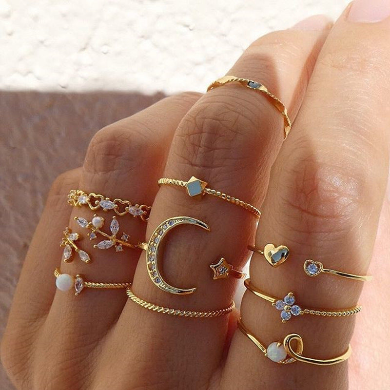 Ensemble "Cosmic-Boho" – Lot de 10 Bagues Artisanales Lune, Étoile & Nature